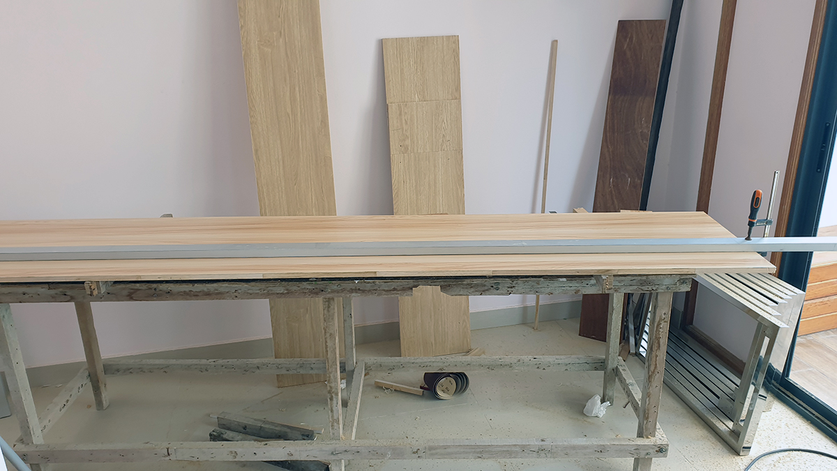 ripping narrow slats