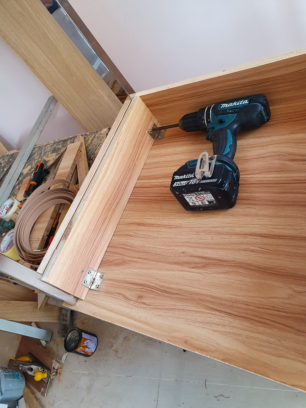 table_underneath