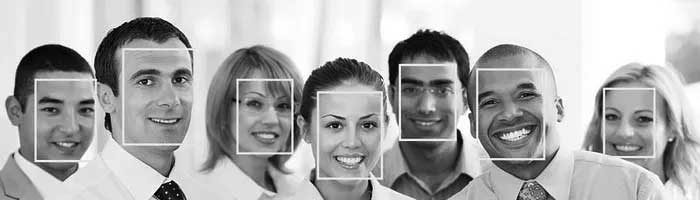 faces-detected-on-a-grayscale-image